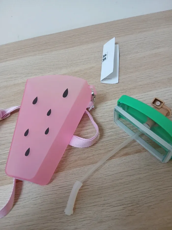 Gourde pastèque 🍉 Claire's avec sangle neuve - photo numéro 9