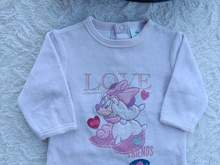 Pyjama grenouillère velours Fille 3 mois Minnie Love Friends hugs Disney Baby - photo numéro 3