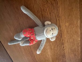 Peluche singe popi 