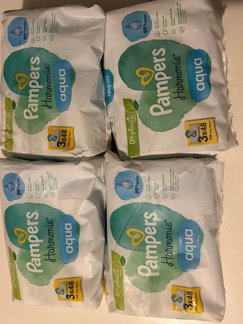 Lot de 12 paquets de 48 lingettes  Pampers NEUF 