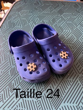 Crocs taille 24