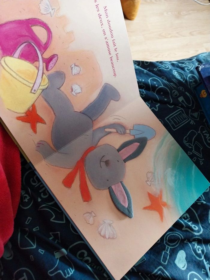 Le livre surprise de mes 1 an livre à toucher - photo numéro 2