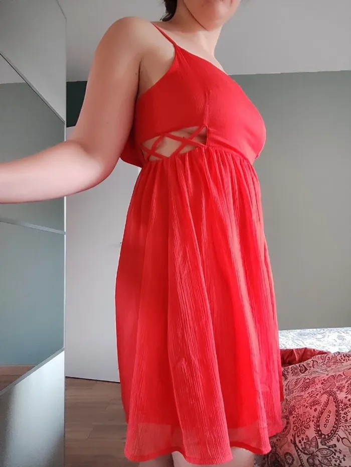 Robe rouge - photo numéro 2