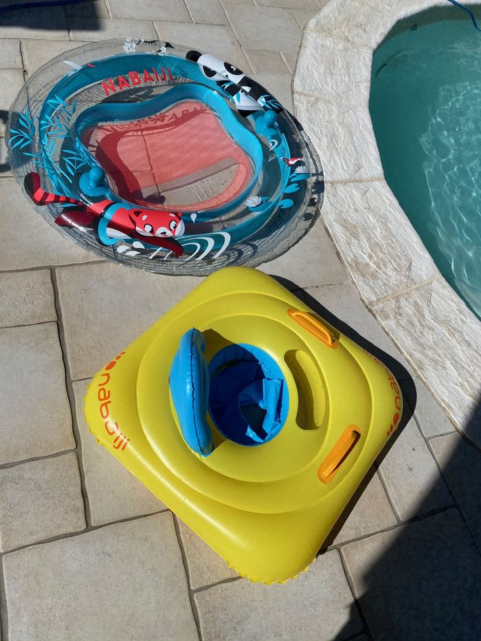 Lot 2 bouées bébé