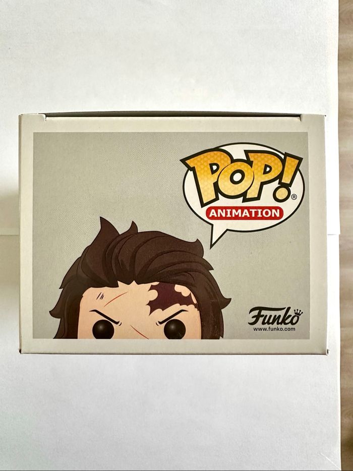 Figurine Funko Pop Tanjiro Kamado (Hinokami Kagura dance) numéro 874 Demon Slayer - photo numéro 5