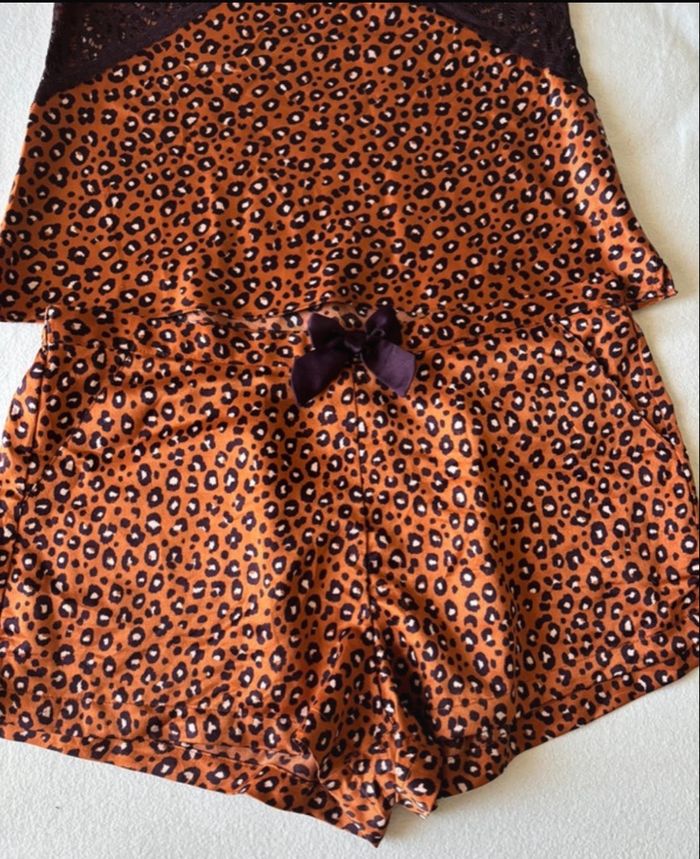 Tenue de nuit - photo numéro 3