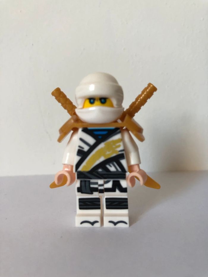 Figurine type lego Ninja Ninjago.