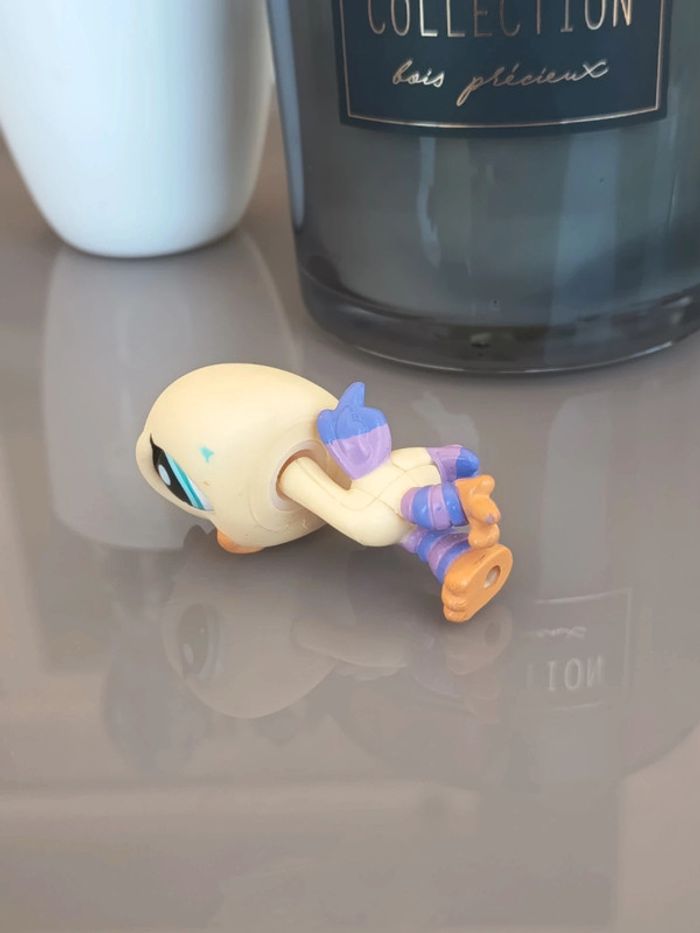 Littlest Pet Shop #1826 butter yellow and purple ostrich - photo numéro 3