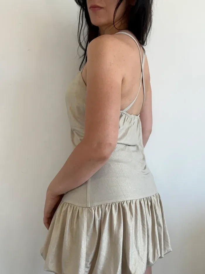 Haut y2k beige pailleté à volants taille L - photo numéro 5