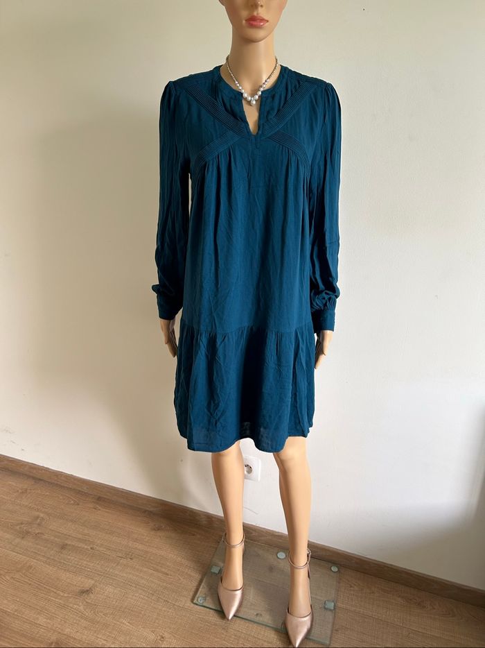 Robe bleue canard à manches longues Caroll taille M TBE - photo numéro 3