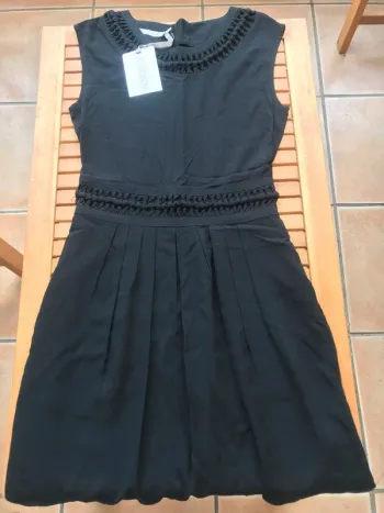 Robe noire dentelle