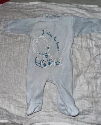 Pyjama, bébé 1 mois