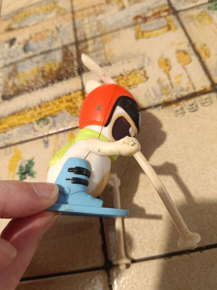 Figurine Lapin Crétin Skieur (Rabbid) - Jouet Happy Meal McDonald's 2010 🎿 - photo numéro 3