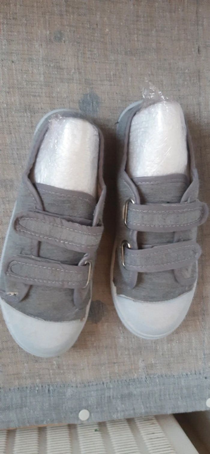 Chaussures T 32 - photo numéro 6