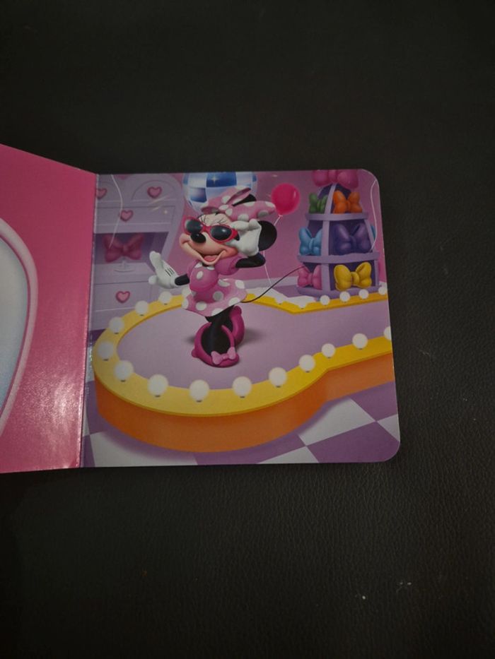Livre Minnie et la mode - photo numéro 2