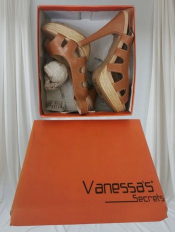 🤎🤍Jolie Paires De Sandales Les Secrets De Vanessa 🤎🤍