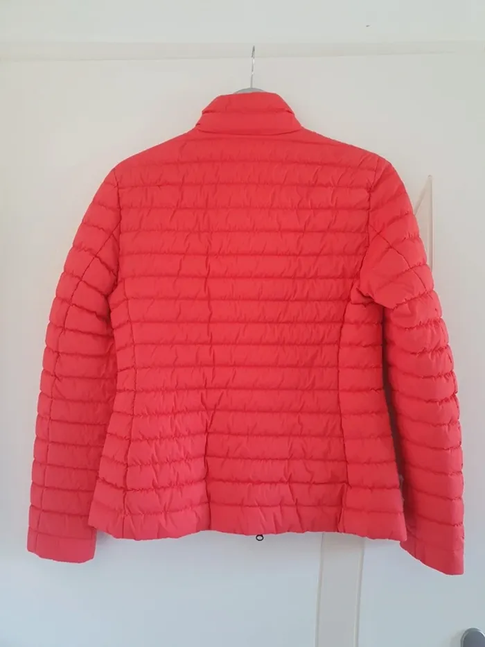 Veste doudoune Tommy Hilfiger Taille 38 comme neuve - photo numéro 2