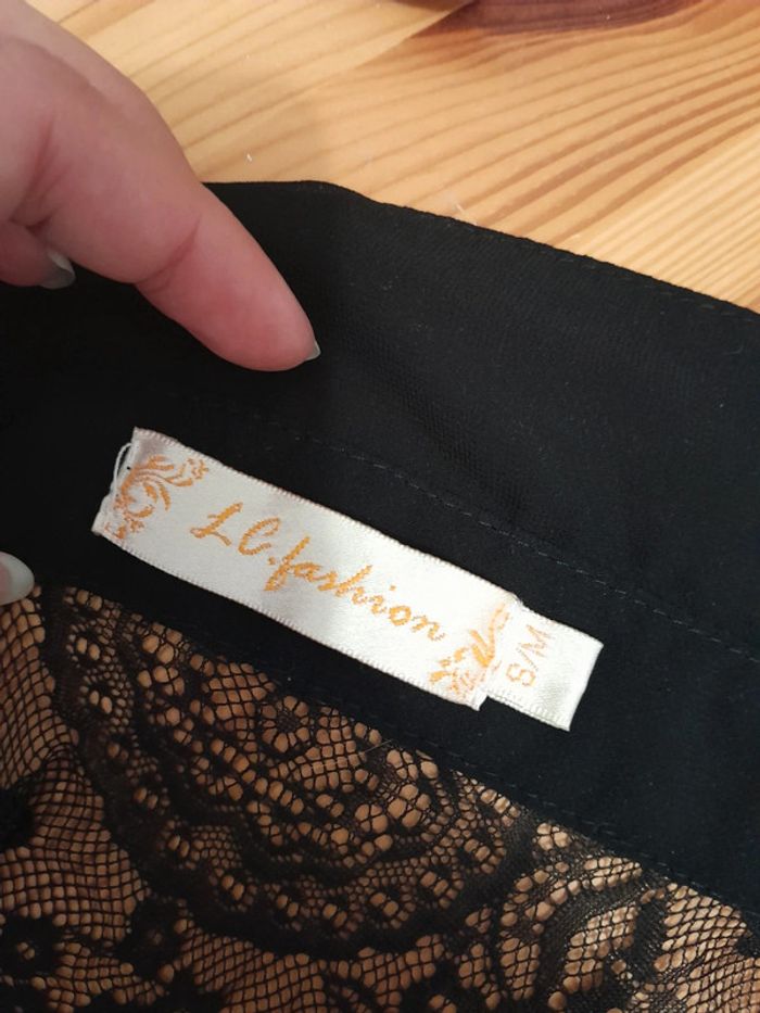 Top débardeur en transparence dentelle en mèche taille m - photo numéro 12