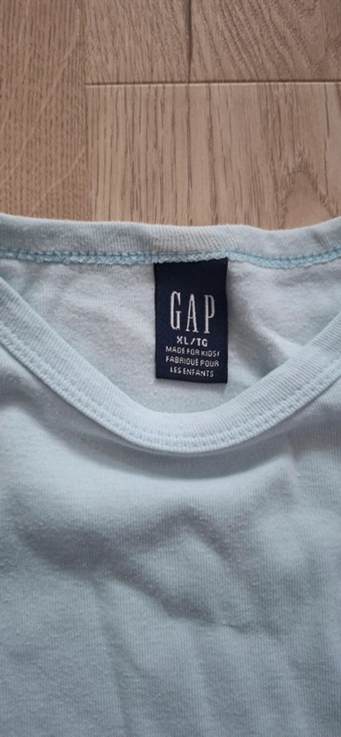 T-shit bleu ciel 12ans GAP - photo numéro 3