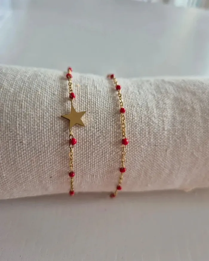 Lot de 2 bracelets dorée perles rouge 
🌸 en acier inoxydable - photo numéro 3