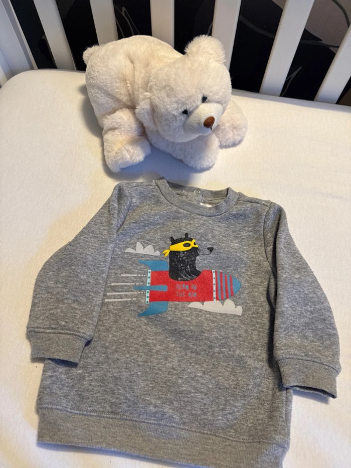 Pull chaud doublé 6 mois TBE