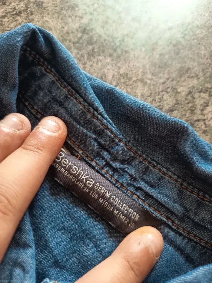 Chemise taille 38 Bershka - photo numéro 2