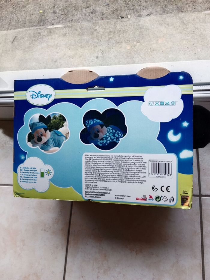 Peluche phosphorescente Mickey - photo numéro 4