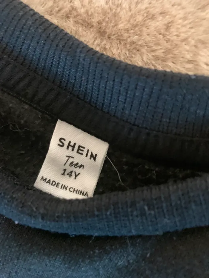 Sweat noir Shein Teen 14 ans – imprimé dos « Be Authentic » - photo numéro 3