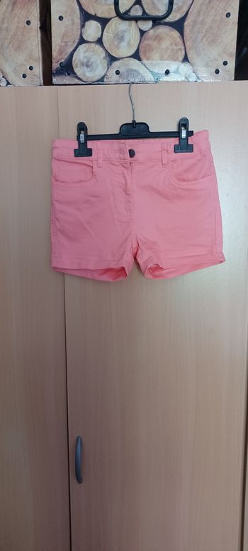 Très beau short fille