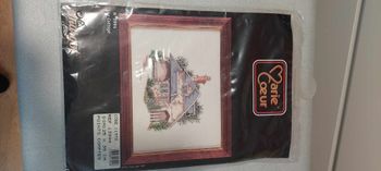 Kit broderie point de croix "Le Cottage" Margot Créations de Paris neuf