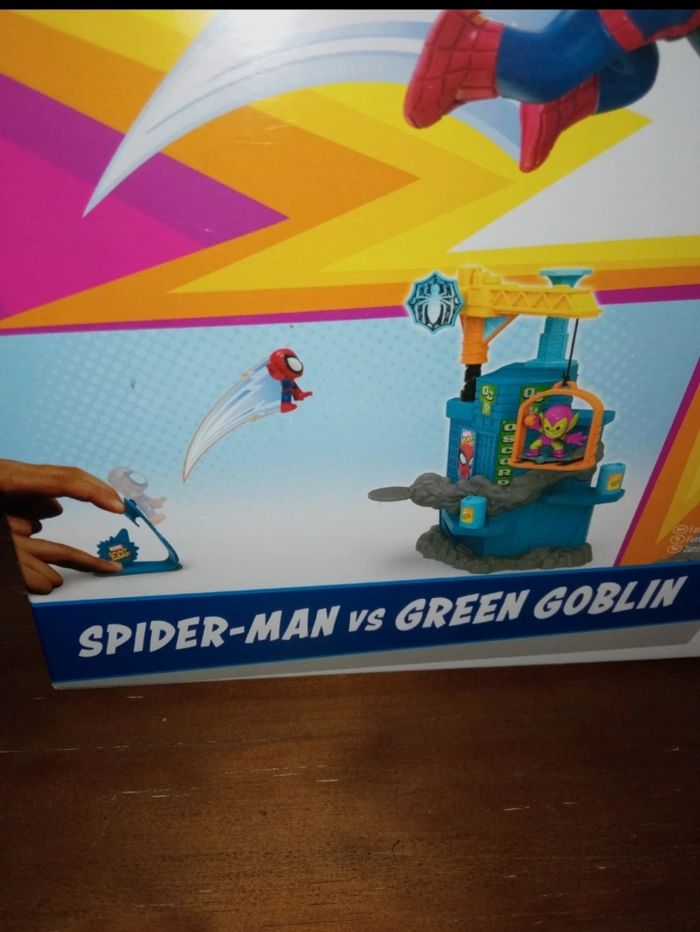 Coffret spiderman contre le bouffon vert - photo numéro 2