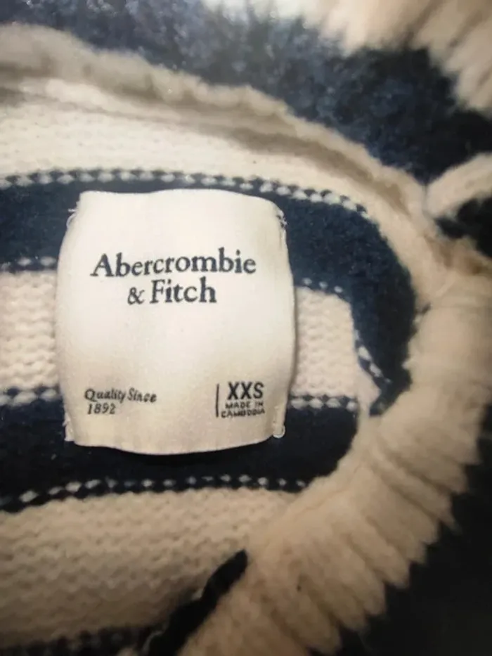 Pull col roulé Abercrombie & Fitch blanc - Taille XXS, le cocon de douceur pour l'hiver ! - photo numéro 5