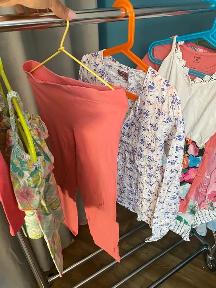 Lot de vêtements fille 8 ans - photo numéro 4