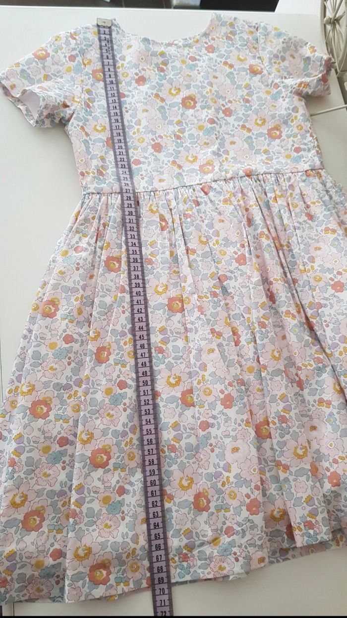 Robe Liberty taille 8 ans 🪷 - photo numéro 10