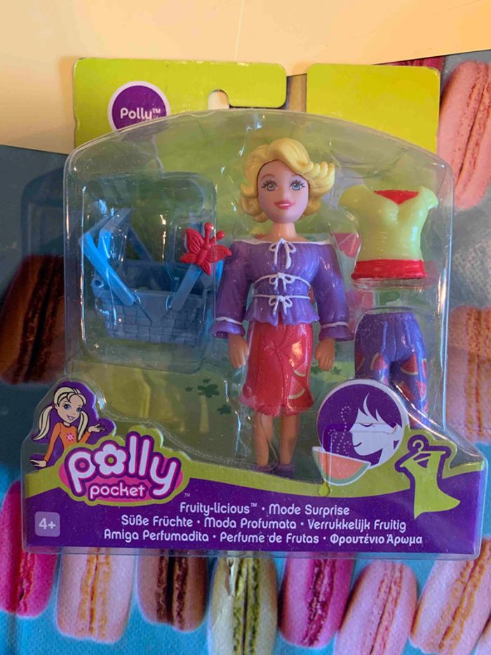 Polly pocket - Polly blouse mauve - Ancienne collection Mattel