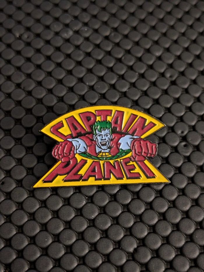 Pin's Captain Planet