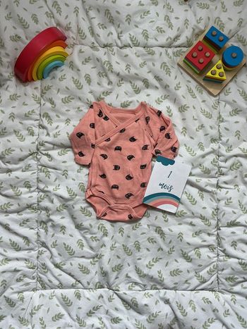 body manches longues corail motifs chats ouverture devant kiabi 1 mois