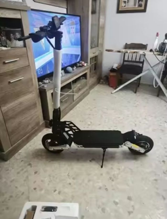 Trottinette électrique neuve 1800 watt débridée à 45 km/h  100 km d'autonomie - photo numéro 10