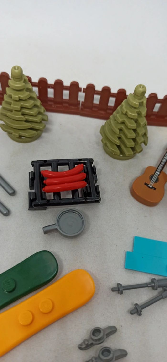 Accessoires de campeur lego - photo numéro 3