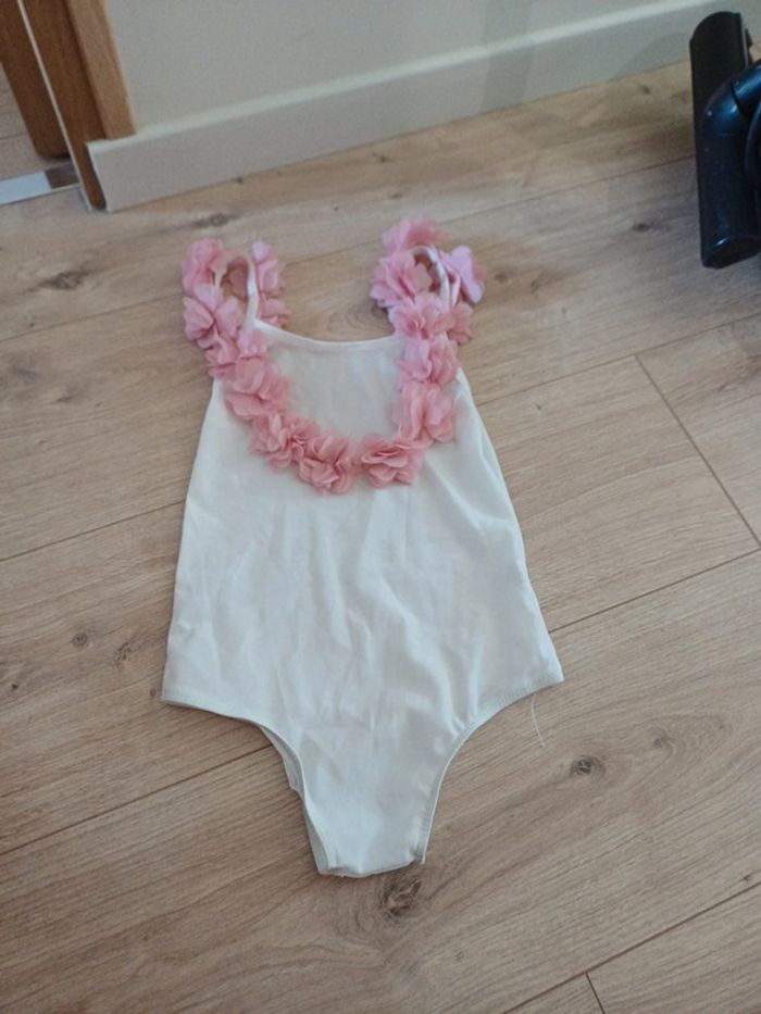 Maillot de bain fille 4/5ans