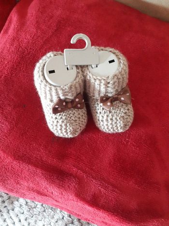 Chaussons bébé neuf