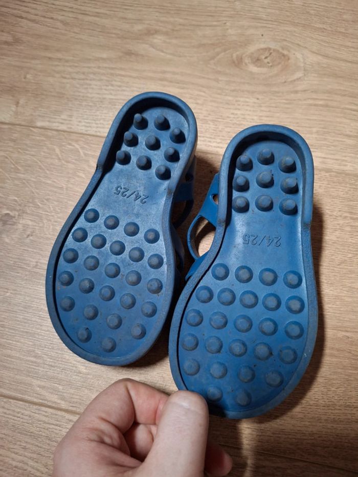 🩵 Sandales en caoutchouc bleu marine – Taille 24/25 🩵 - photo numéro 4