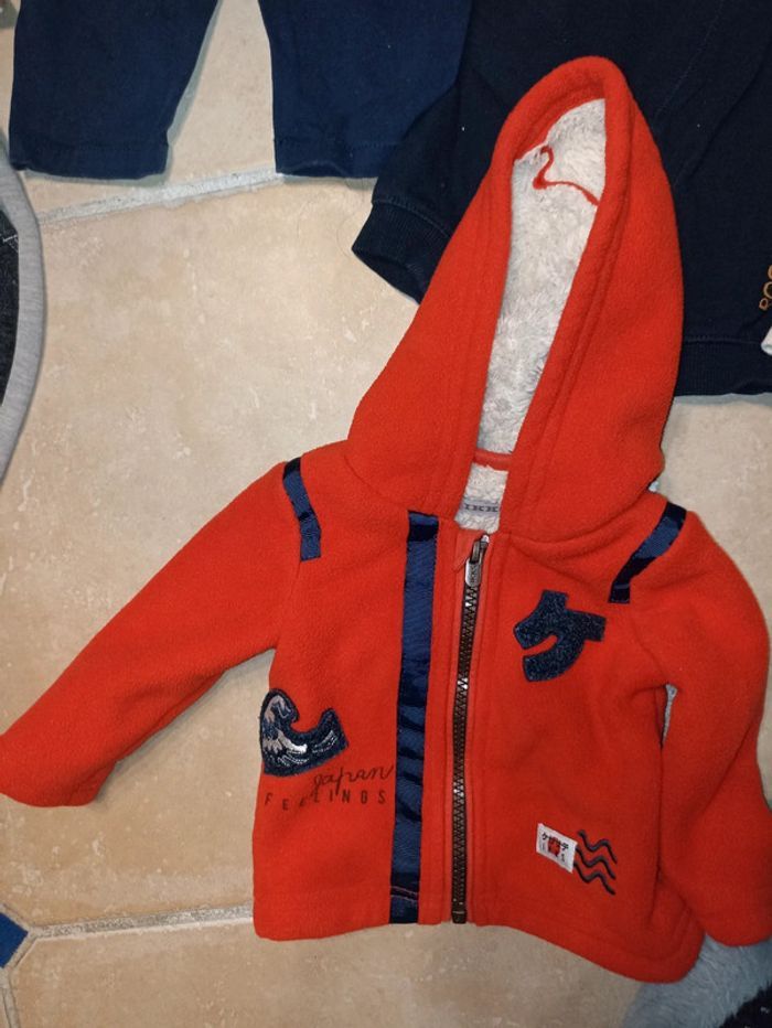 Lot +de 30 pièces garçon 3 mois hiver-printemps - photo numéro 12