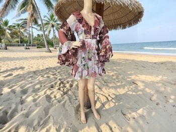 ASOS DESIGN - NEW - ROBE BOHÉME CHIC MOTIF FLEURS, VOLANTS & DÉCOUPES LATÉRALES 38