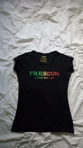 Tee-shirt manches courtes noir