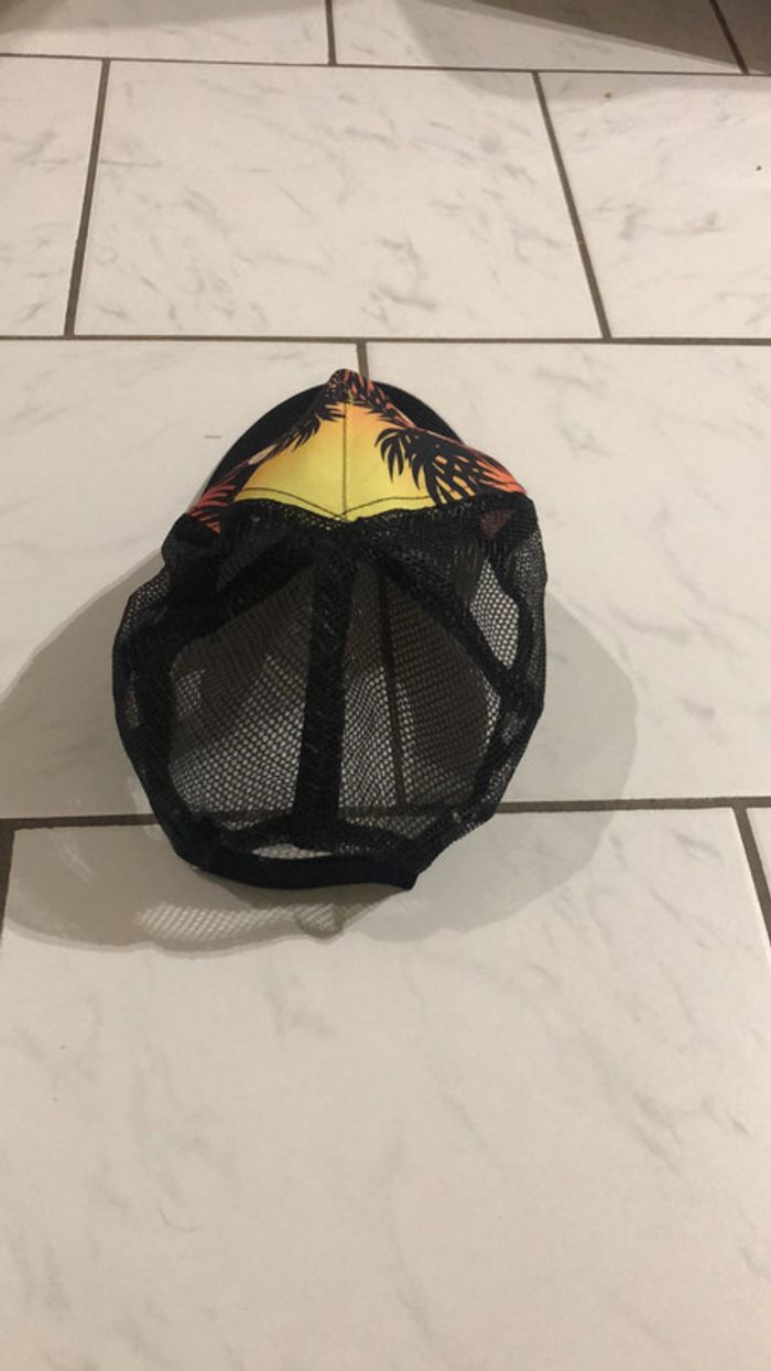 Casquette - photo numéro 3