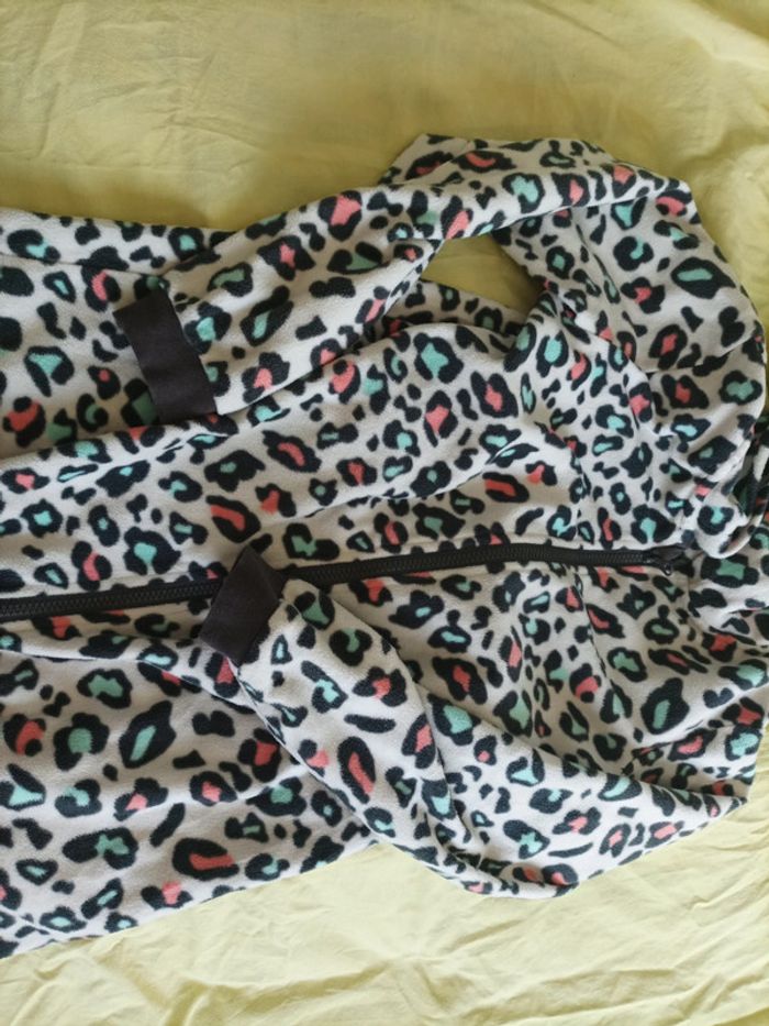 Pilou pilou 10/12 ans - photo numéro 3