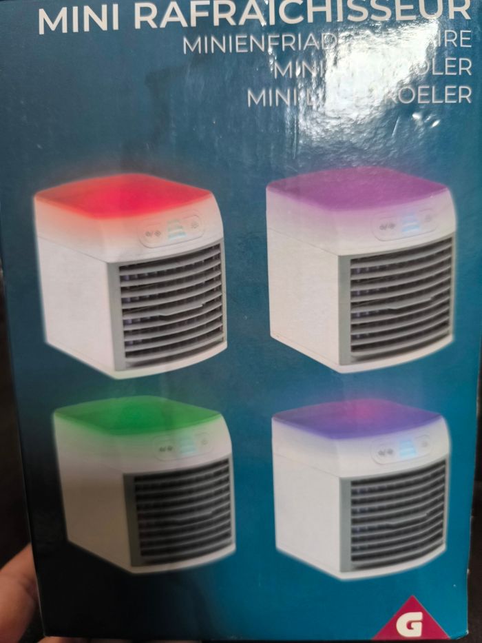 Mini rafraîchisseur d'air USB à LED - photo numéro 4