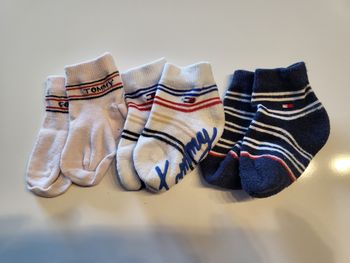 Lot 3 chaussettes 19-22 Tommy