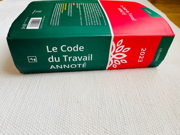 Code du travail annoté 2023 - Revue fiduciaire 43e édition en très bon état - photo numéro 4